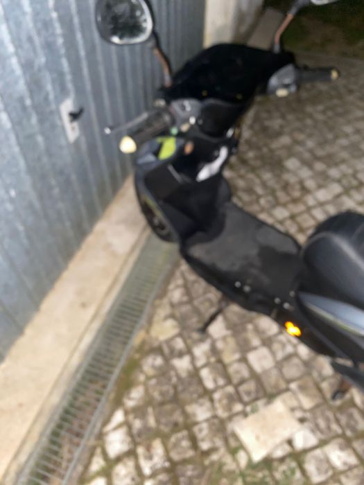 Scooter Elétrica Goose | Bateria Viciada