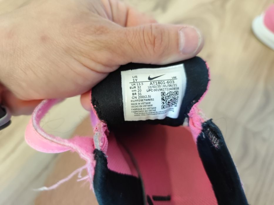Adidasy Nike 32 różowe czyste Tanio