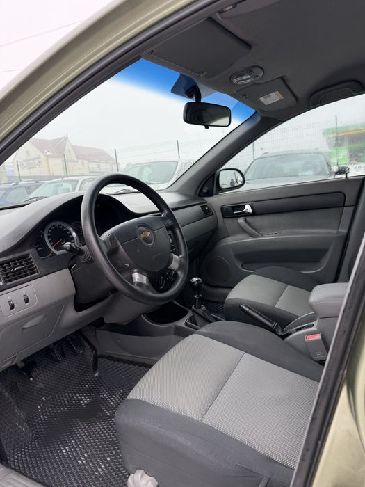 Шевролє лачеті 2006р.