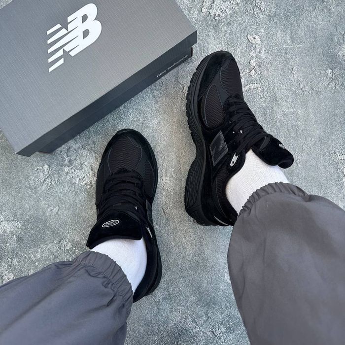 Кросівки чоловічі New Balance 2002R Натуральна замша