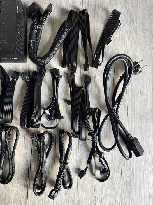 Блок живлення Corsair HX1500i – 1500 W 80 PLUS Platinum (CP‑9020215)