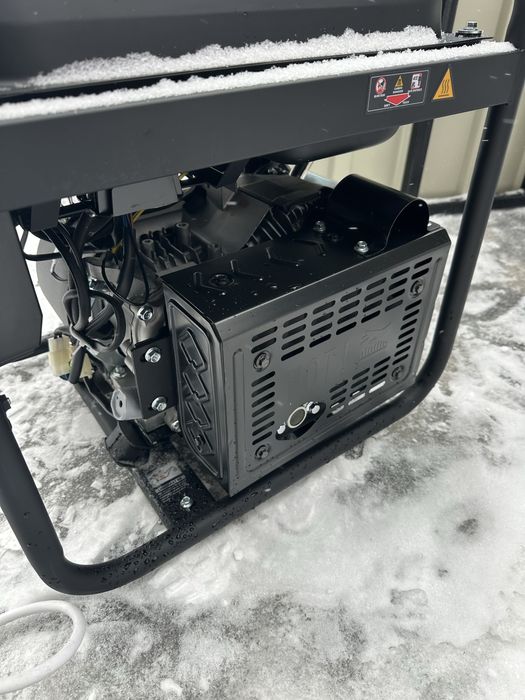 Продается генератор инверторный Hyundai 5-6кв