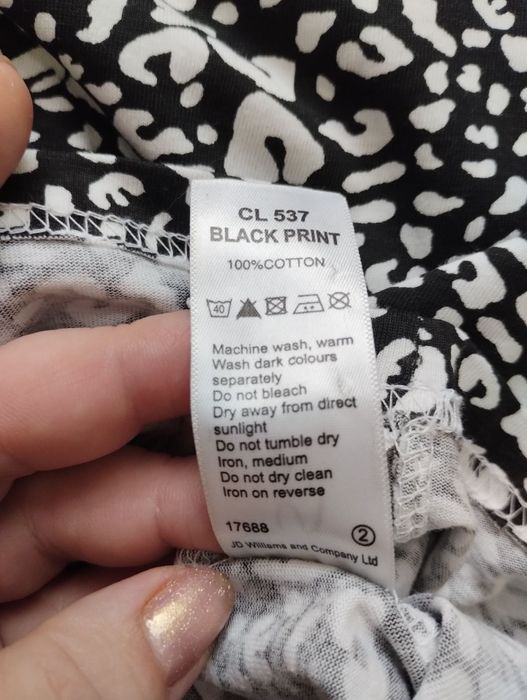 Футболка з принтом лео