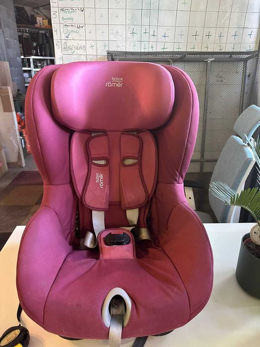 Дитяче автокрісло romer  britax