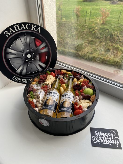 Подарунки , подарункові набори , подарункові бокси