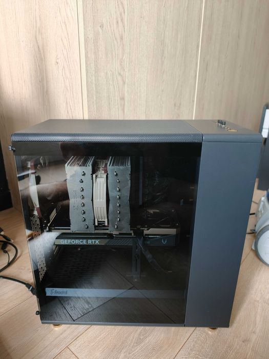 PC Gaming RTX 5080 + Ryzen 7 9800X3D | 32GB DDR5 | 2TB | BenQ 144Hz
