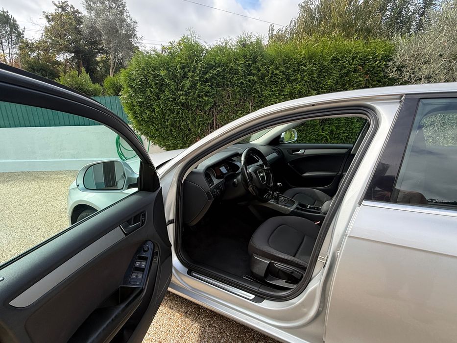 Áudi A4 b8 2.0 TDI 143cv ano 2008