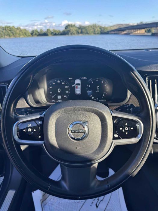 Volvo V90 Cross Country T5      2018