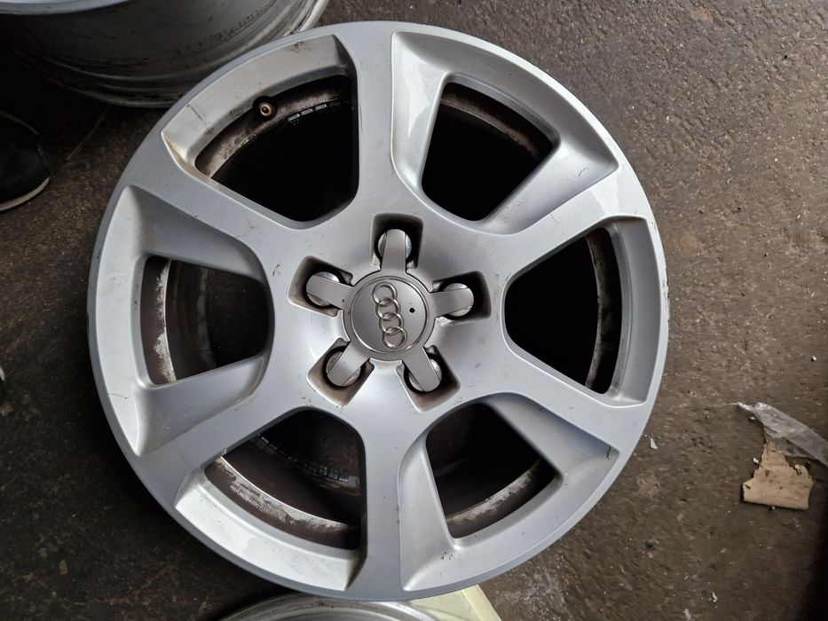 Oryginalne Felgi Audi A4 A6 16cali 5x112 66,6 et45 8K0