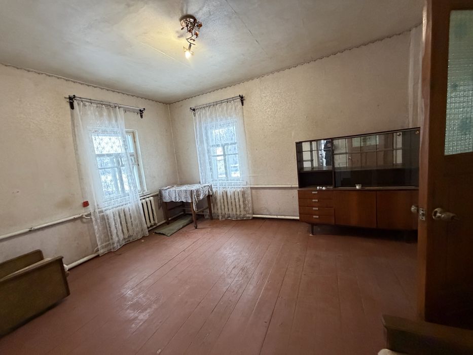 Продам пів будинку вул. Шевченка, 41м2, 2ві кімнати, 5 соток