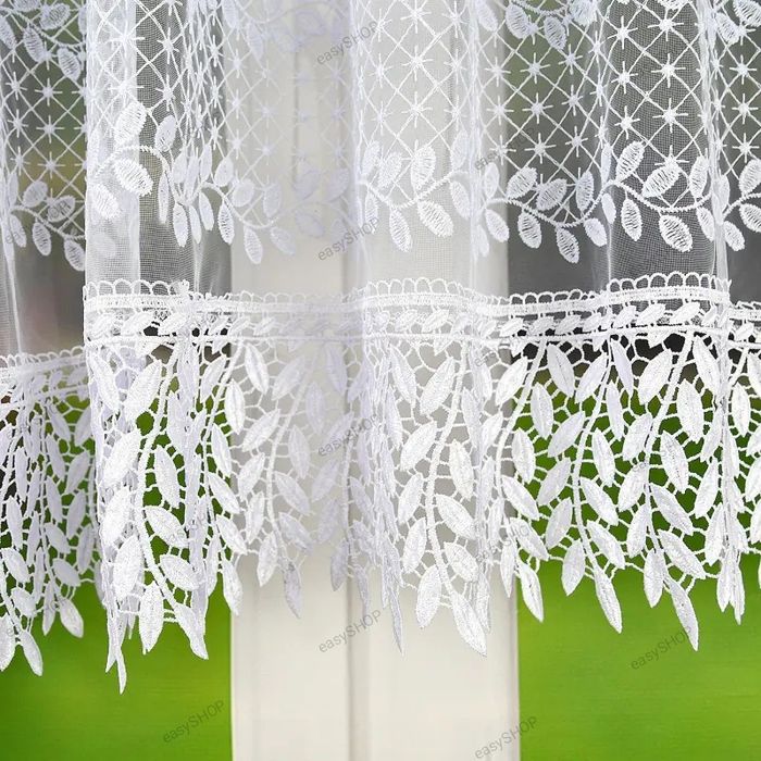 Piękna gotowa firana z markizety z gipiurą