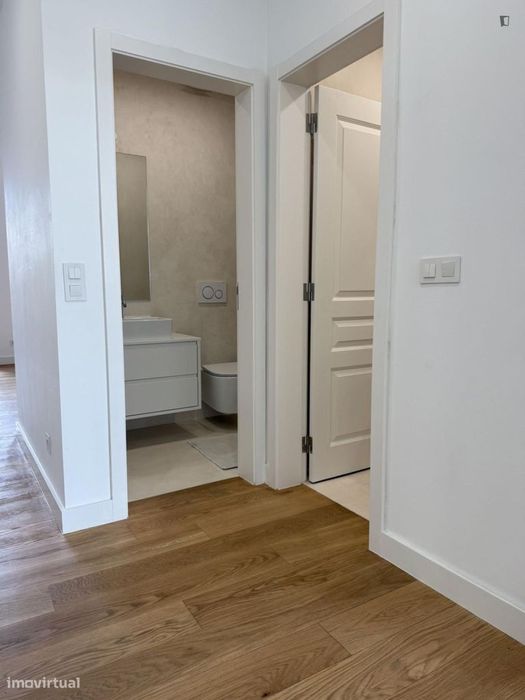 Apartamento com 2 quartos - localizado em Santa Apolónia Lisbon