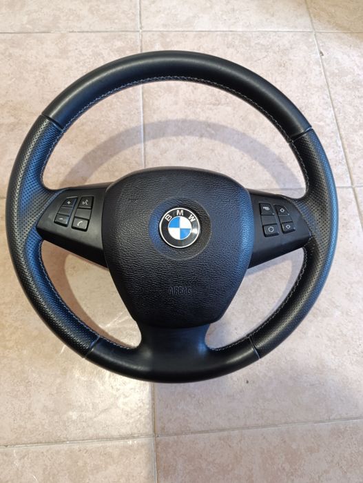 Руль Бмв х5 е70 обшит кожей натуральной
