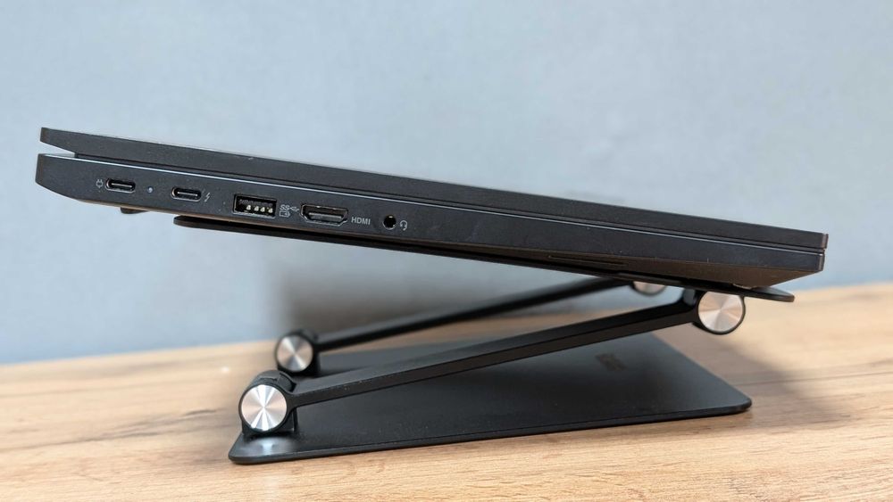 Lenovo ThinkPad E16 16" FHD+ 300nits Touch IPS i5-1335U 16GB 256Gb Ідеал 2025