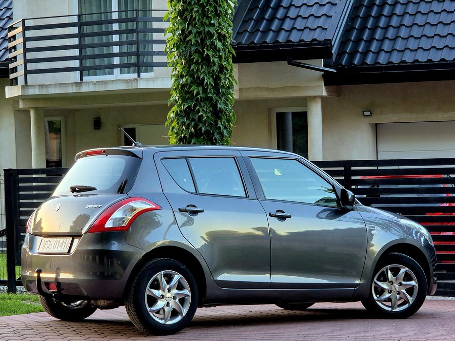 Suzuki Swift 4X4 ‼️ Benzyna Klima Hak Mały Przebieg !!!