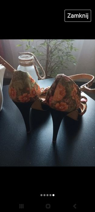 Nowe buty damskie Flowers