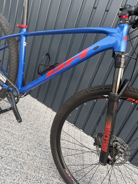 Bicicleta btt bh impecavel