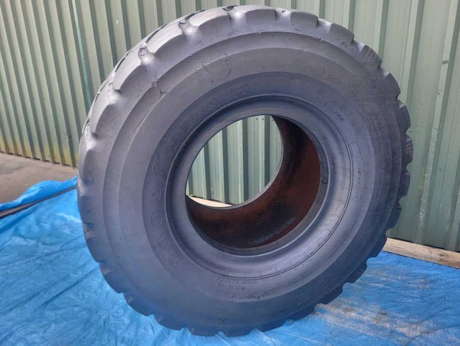 Opona Goodyear 775/65 - R 29 Gp 40 Unisteel