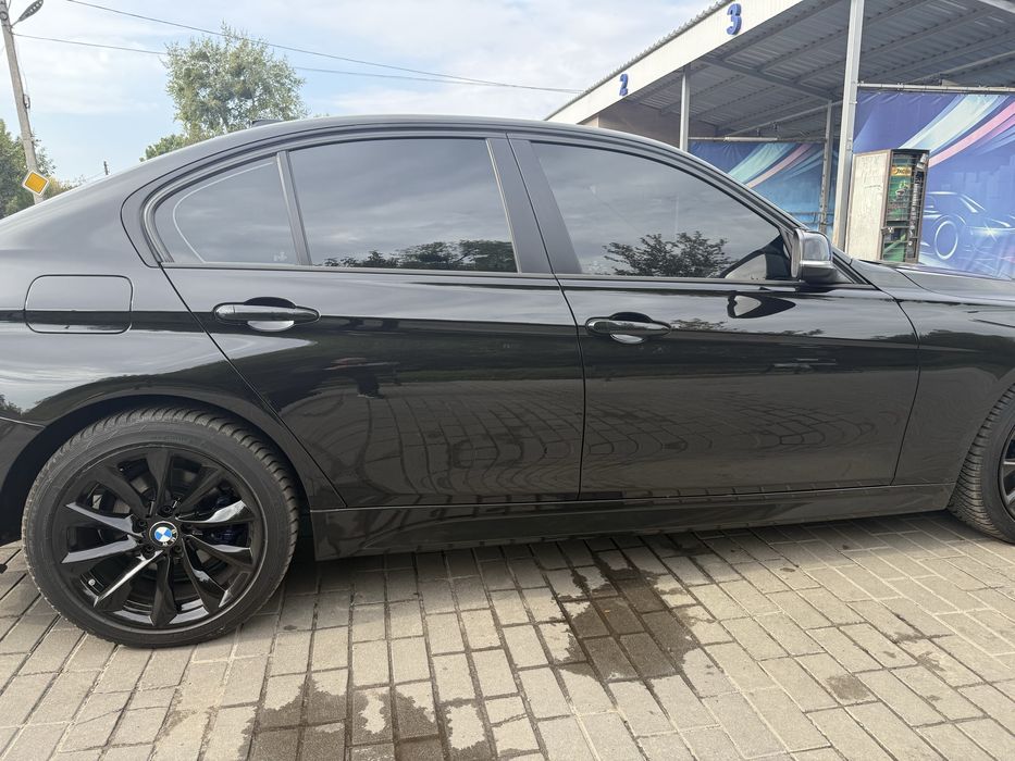 BMW 3 Series 2017 VIN WBA8A3C52JA067393 фото оголошення 11 з 24