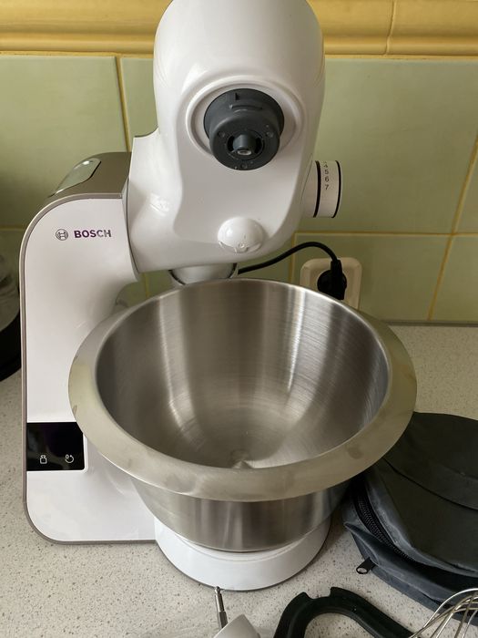 Robot planetarny Bosch z wbudowana waga i timerem