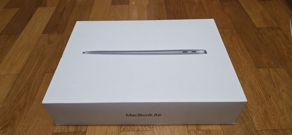 APPLE MACBOOK AIR M1(2023),16GB RAM  SSD 256GB imaculado