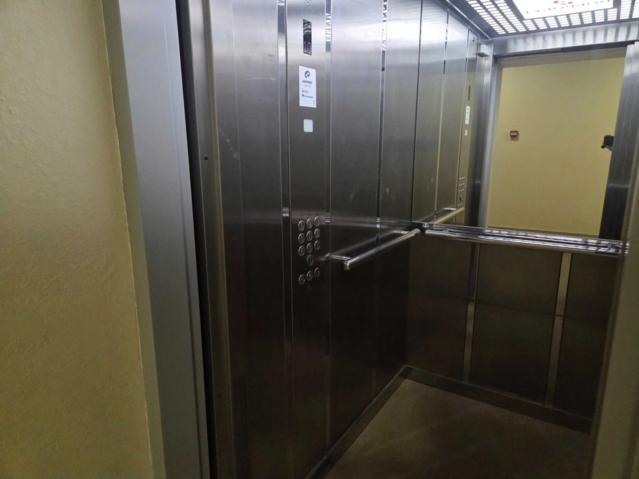 Продам 1 комнатная  ЖК Алые Паруса