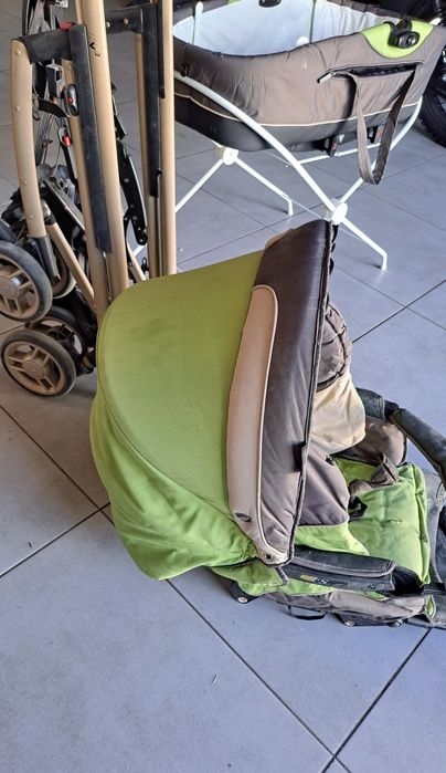 Berçário de bebé em ferro + carrinho de bebé (conjunto)