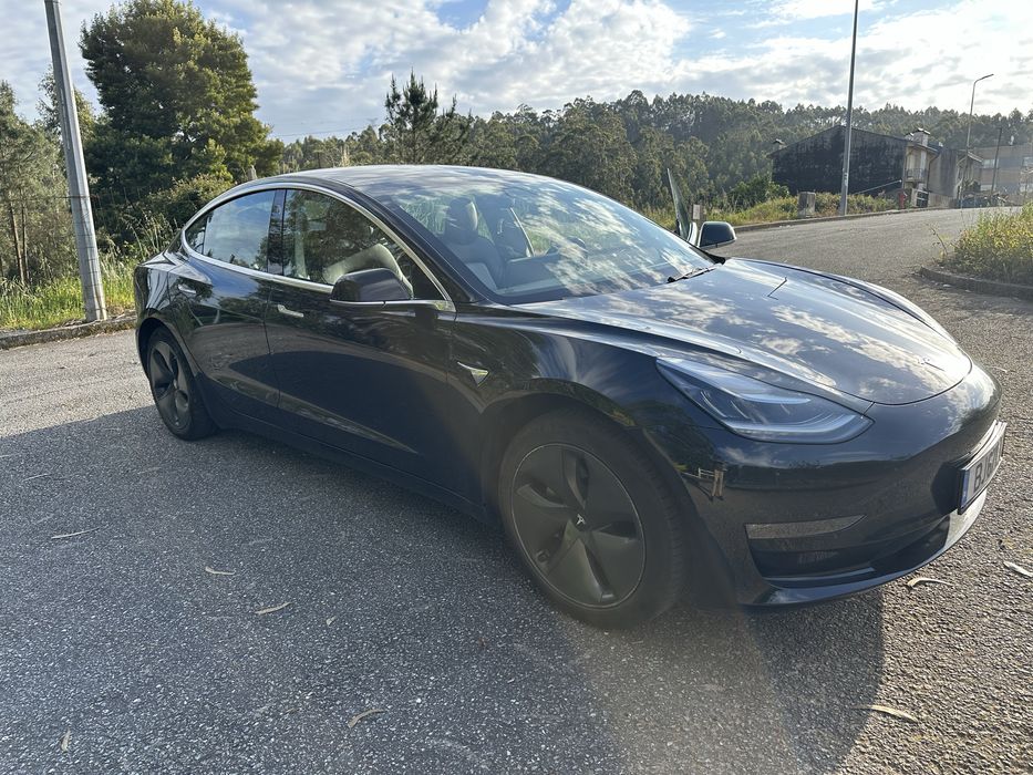 Tesla Model 3 SR+ - Oportunidade