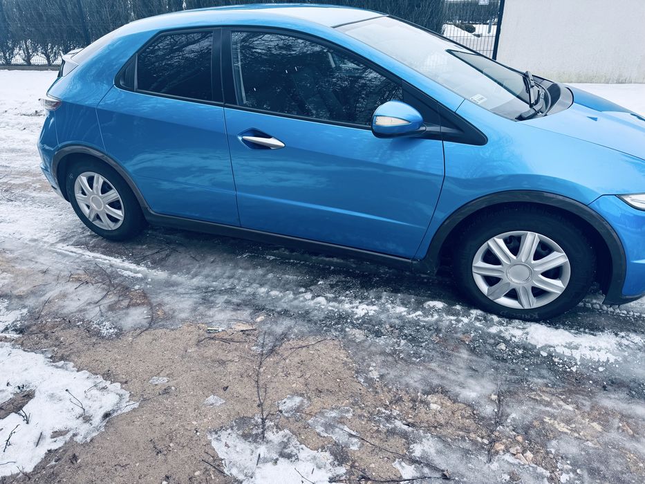 Sprzedam Hondę Civic 1.8 140 km benzyna