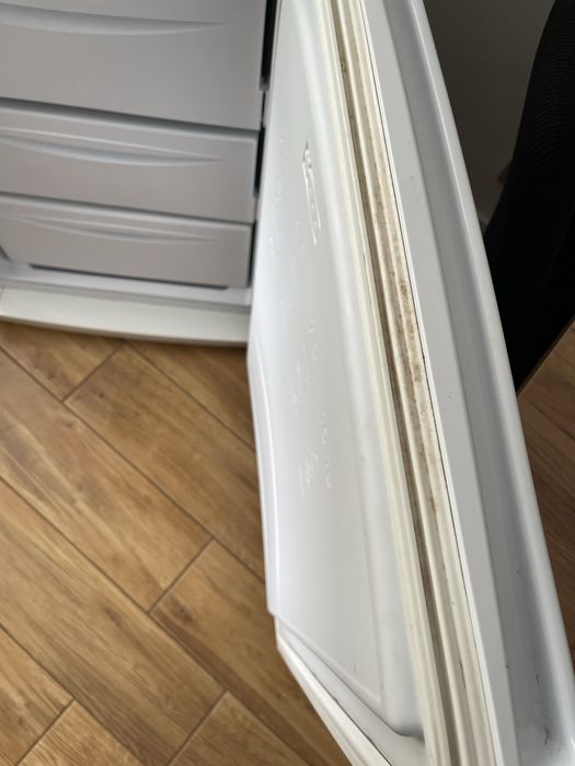 Морозильна камера Indesit
