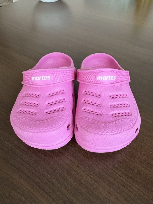 Nowe klapki MARTES 22