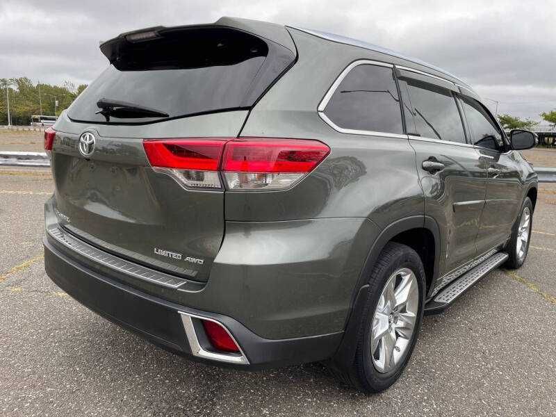 2018 Toyota Highlander