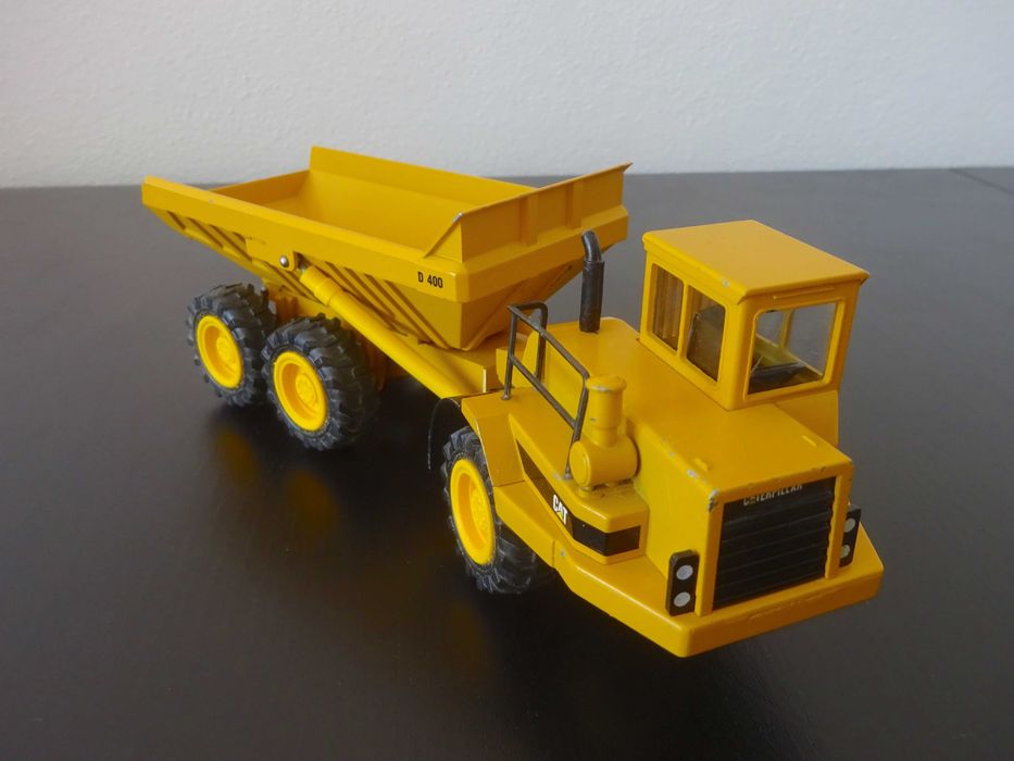 Lote de Miniaturas 1:50 CAT da Joal, Conrad, NZG