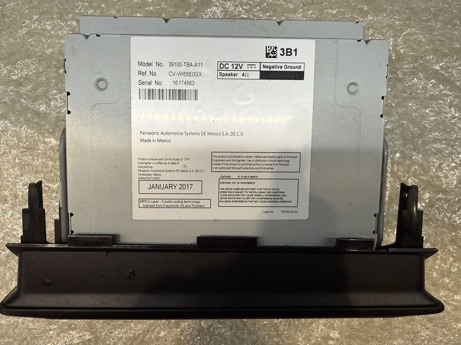 Магнітола Honda Civic 10 покоління та камера заднього виду