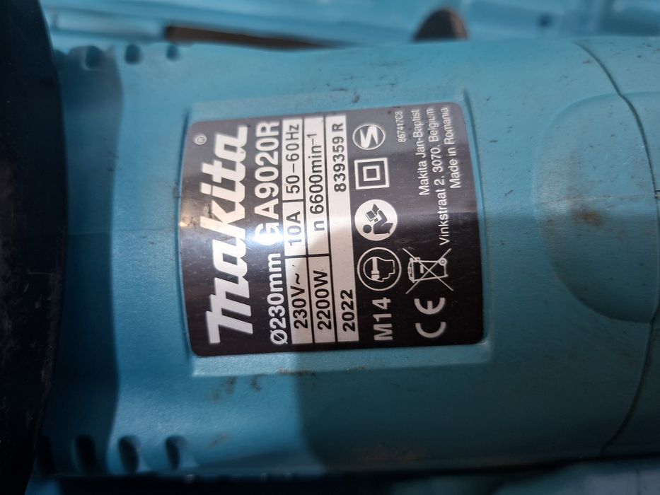 Makita Кутова шліфувальна машина Makita GA 9020R