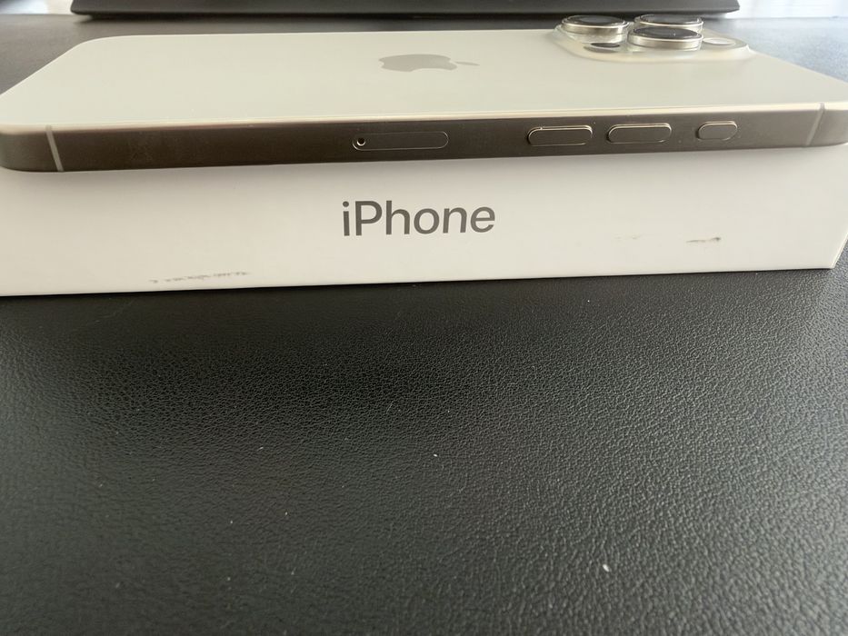 iphone 16 Pro Max (como novo)