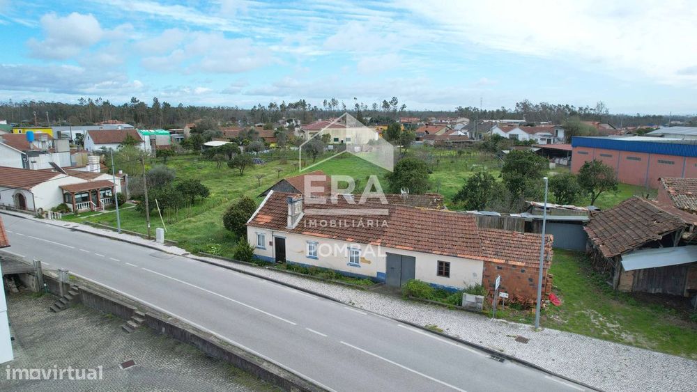 Moradia T4 situada na Bajouca, Leiria