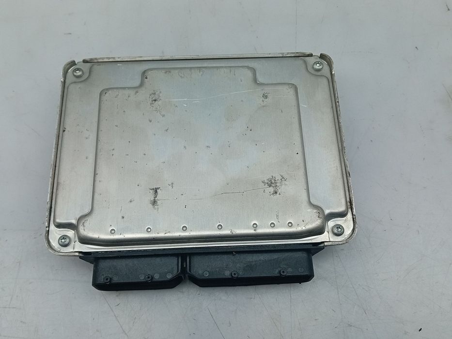 Centralina motor / ECU AUDI A4 Avant (8E5, B6)