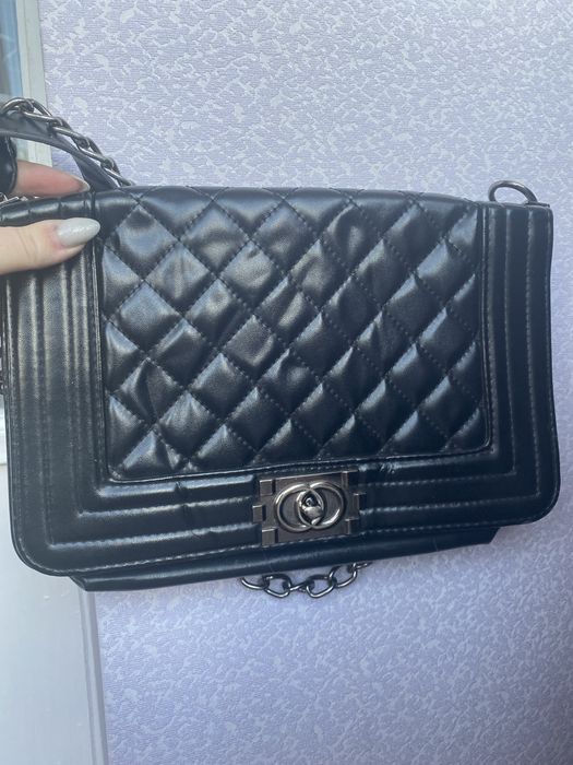 Продам сумки ,розбираю шкаф