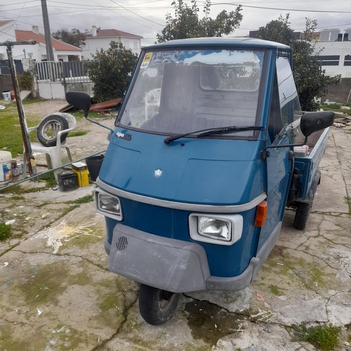 Mota piagio caixa aberta