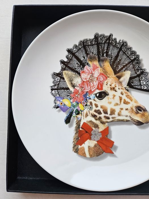 Prato de Sobremesa Dona Girafa da Vista Alegre Novo
