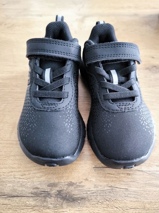 Buty sportowe dla dzieci Newfeel Soft 140 r.26 adidasy
