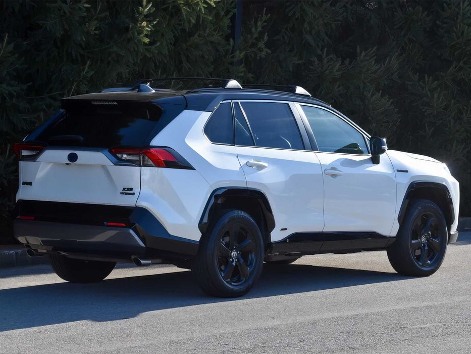 Toyota RAV4 XSE      2021