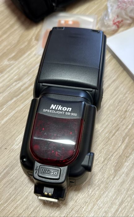 Nikon SB 900 спалах, вспишка