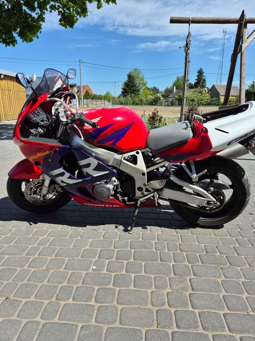 Motor Honda CBR 900 SC 33