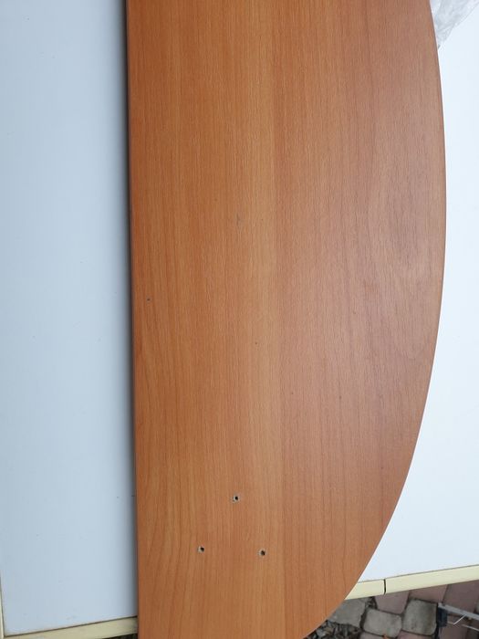 Поличка з монтажними кутками.