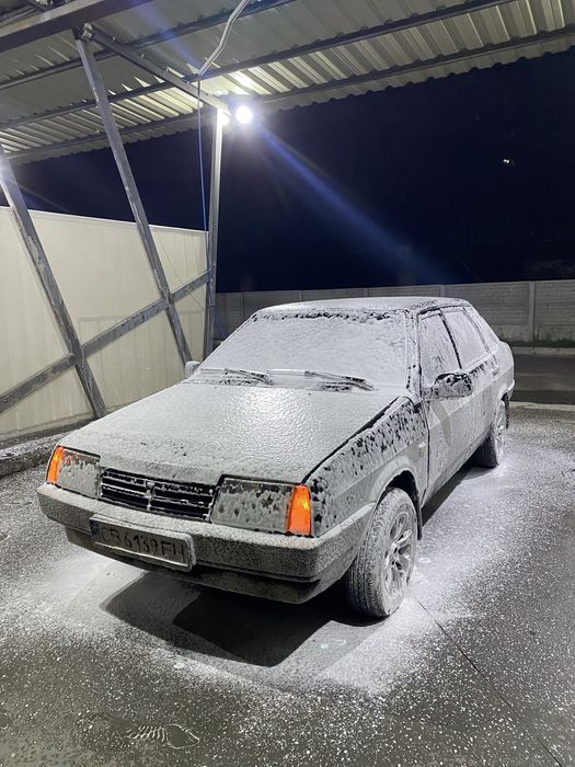 Продам ваз 21099