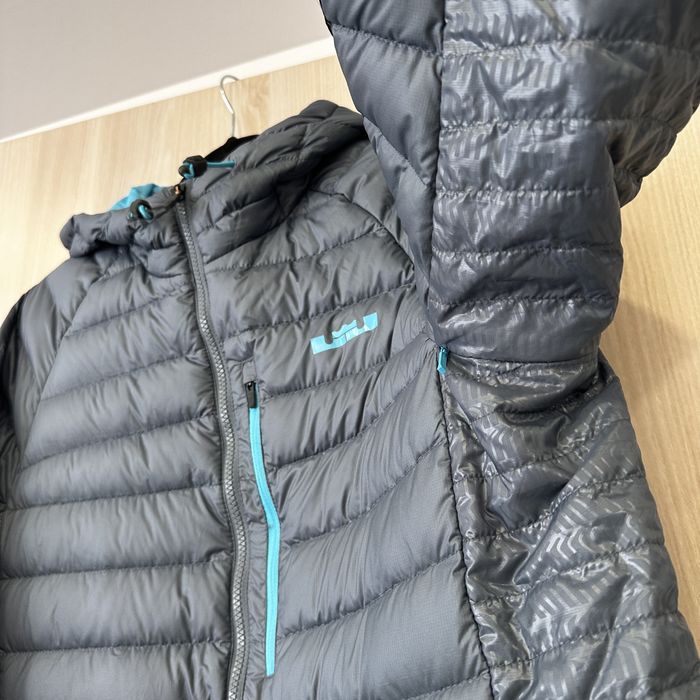 Оригінальна куртка Nike LeBron Hybrid Down розмір М