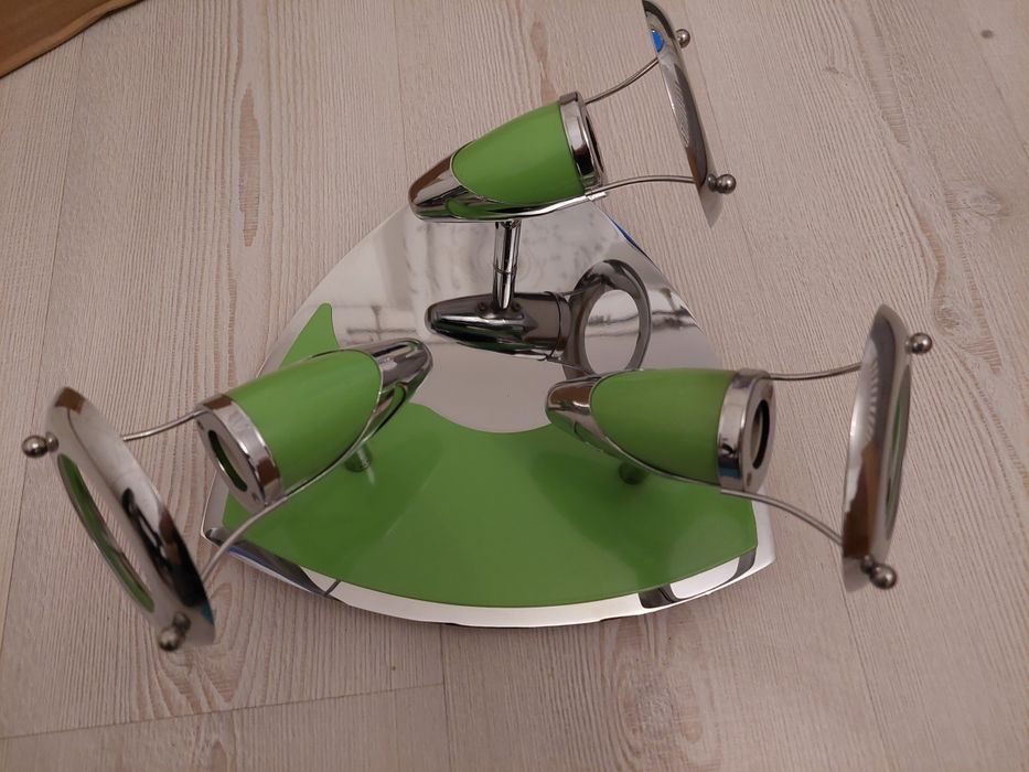 Lampa zielony chrom