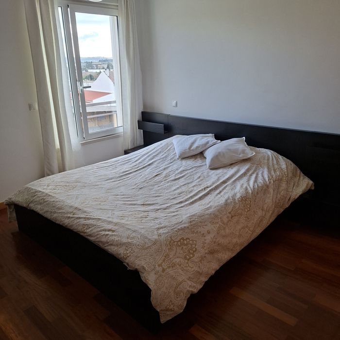 Cama Malm Ikea bem estimada
